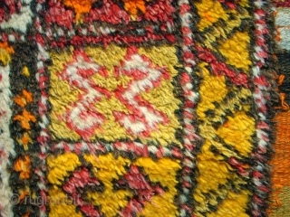 Old anatolian Yatak rug. Size: 89 x 145 cm. All original. Top condition. Full and high pile.                