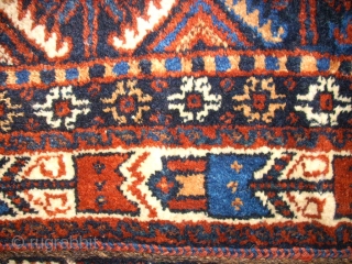 Old big khamse.complete. Size: 69 x 140. Full pile. Perfect colors.                      