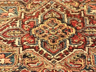 Very nice Heris rug. Size: 145 x 179 cm. Full pile. One small repair.                   