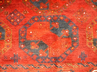 Star Ersari, very old. Size: 215 x 167 cm. Perfect condition. Looks like sky by night. Special turkoman carpet.              