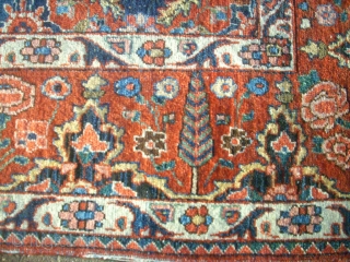 Bachtiar rug. Size: 144 x 210 cm. Used. All natural colors.                      