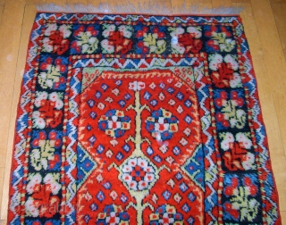  old Monastir rug. Size: 153 x 102 cm. Wonderful colors. Nice and lovely piece. Good condition.                