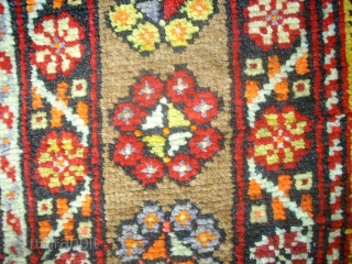 Old Konya prayer rug. Size: 100 x 155 cm. Good condition.                      