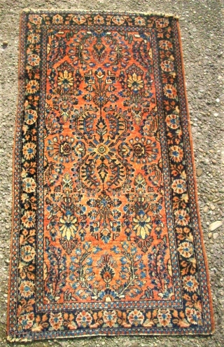 Antique persian Sarough. Size: 59 x 115 cm. Ends open. Very good pile. fine knotting.                  