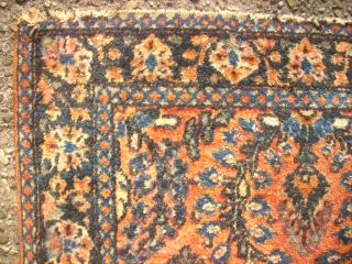 Antique persian Sarough. Size: 59 x 115 cm. Ends open. Very good pile. fine knotting.                  