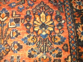 Antique persian Sarough. Size: 59 x 115 cm. Ends open. Very good pile. fine knotting.                  