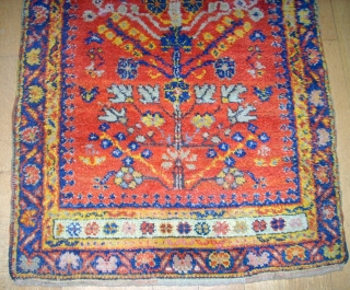 Nice small anatolian Kula prayer rug. Size: 125 x 76 cm. Good condition.                    