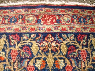 Vine Flower Rug!Interesting small special  old persian Keshan. Size: 89 x 63 cm. In the middle some low pile. Very fine knotting and perfect colors.       