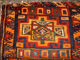 Old Luri Khordjin. Size: 48 x 88 cm. Very good condition. Best wool. Great colors.                  