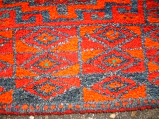 Old Luri Khordjin. Size: 97 x 55 cm. Shiny wool. Very good condition.                    