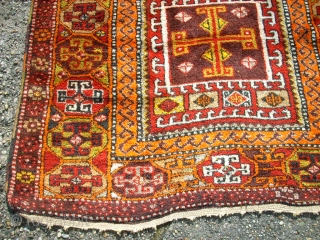 Old Yürück anatolian beauty! Size: 112 x 223 cm. Very good condition. Fine knotting. Good wool and nice colors.              