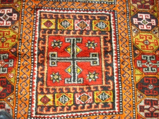 Old Yürück anatolian beauty! Size: 112 x 223 cm. Very good condition. Fine knotting. Good wool and nice colors.              