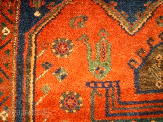 Very old and special kurdish rug. Koliai. Size: 143 x 237 cm. Good condition. All natural colors. Wool on wool.             