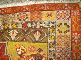 Very old anatol rug. Size: 129 x 180 cm. Some low pile.                     