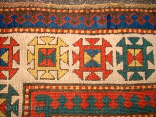 Antique caucasian rug. Size: 149 x 196 cm.                         