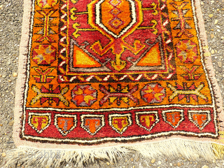 Very good Sivas Yastik. Size: 60 x 133 cm.
