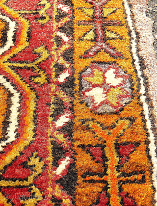 Very good Sivas Yastik. Size: 60 x 133 cm.