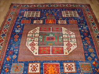 Antique Karachoph. size: 212 x 165 cm.                          