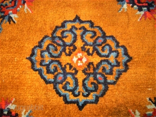 Pair of Tibetan / Chinese rugs. Size: 66 x 60 cm and 66 x 61 cm.                 