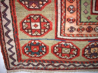 Very old anatolian prayer rug. Size: 141x121 cm. Good condition. Special piece.                     