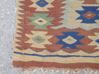 Happy New Year to all Kilim and Rugs fans, all the best  in next season!

Excellent sarkoy kilim type Manastir.
About 150-200 years old, in very good condition for its age.
Dimension 310x230cm.

Ask for  ...