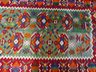 Antique Vojvodina kilim, exceptional, dimensions about 1.2x1.8m. Ask for the price                      