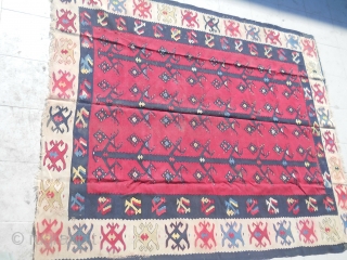 Antique Sarkoy Pirot kilim named, gugutke na direci(turtledoves). 
Version of three of life. 
Age: 19th century,  dimensions about 2x1,5m, rare and famous ornament.
Visibly reparations and damages.
Ask about this
price:Ask about this   ...