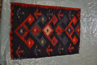 Antique Bulgarian Sharkoy kilim fragment 

120 x 90 cm
                        