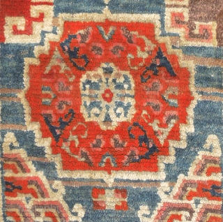 Funky old Tibetan khaden with three mandala medallions and an outer three-dimensional ‘T’ border, while the inner border is decorated using the tigma (crosses) design. Loose floppy village weave made in the  ...