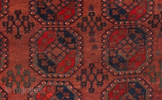 Large, beautiful, naturally dyed Ersari Turkoman hand woven 'main carpet' from the later half of the 19th century. Originally made somewhere in the greater Turkestan region, which was once a vast area  ...
