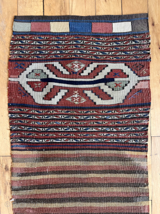Interesting original complete pair of flat woven bags. Original bridge section and faces, looking like possibly never assembled. Colors appear all natural. All wool. Never had anything quite like this. Shahsavan? Veramin?  ...