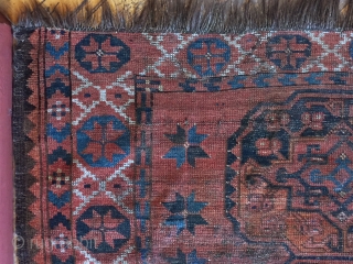 Antique ersari guli Gul carpet. Lobbed guls. More or less complete but very very worn. One tiny hole. Goat hair warped. Ant high pile. Dirty. 19th c. 6'8" X 7'6"   