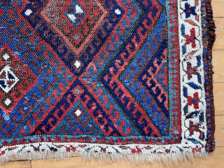 Older jaf Kurd Bagface. Color, color, color. Coarse weave with moderately depressed warps. Offset knotting. Imperfect but did I mention great colors? 19th c. Price- $395 or bo
28” x 40”   