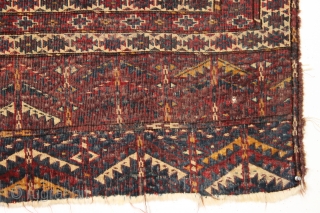 Early yomud ensi. Short, dark, and handsome. Not your average weaving. Some silk highlights. One touch of the back conveys all that's needed. Highest quality wool and jewel like natural colors. Far  ...