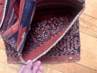 Interesting original pair of flat woven bags. Appears to be kelim weave with powerful small scale figure ground designs. Possibly Anatolian yuncu? Overall pretty good condition including backs and attractive bridge. I  ...