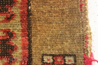 antique serab rug with an unusual cane design field and nice smaller size. "as found", very very dirty with decent pile but rough ends and priced accordingly. Horrible modern selvage wrapping but  ...