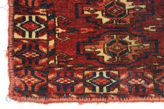 antique little turkoman torba or mafrash, probably tekke, with good pile, silky wool and fine weave. A few knots of magenta silk in gul centers. Delicate drawing and an attractive border. Allover  ...