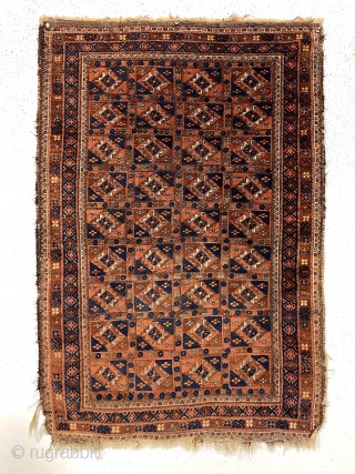 Antique Baluch rug. Great small size and uncommon aina gul field. Overall good pile with heavily oxidized blacks. All natural colors including lots of medium blues and small yellow highlights. Reasonably clean.  ...