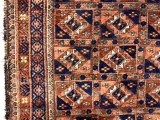 Antique Baluch rug. Great small size and uncommon aina gul field. Overall good pile with heavily oxidized blacks. All natural colors including lots of medium blues and small yellow highlights. Reasonably clean.  ...