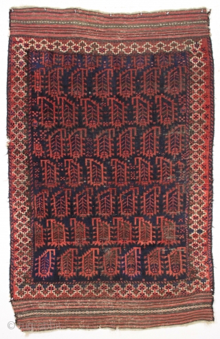 antique baluch rug with an unusual and attractive border. As found, overall mostly decent pile, scattered wear as shown. All good natural colors. Remnant original selvages and fancy long kelim ends. Reasonably  ...