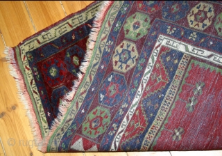 Central Anatolian Prayer Rug with a design that shows Ladik influences,but is certainly an anonymus village weaving. 165x114 cm.W/W. Around 1900.
Very good condition with only small, restricted spots of foundation.Full pile all  ...