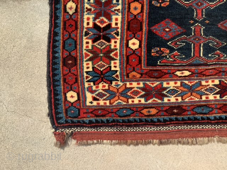A nice varamin bag face 41 x 18 in. Contact grtex13@gmail.com
