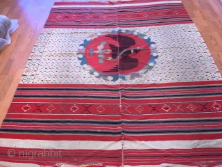 A extremely  rare and very important Saltillo Serape of very fine knotting with subtle tones, which can only be achieved by using naturel dyes.
The center field is flanked by a early  ...