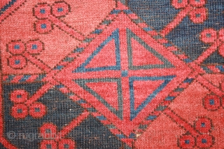 Ersari Main Carpet (Middle Amu Darya) late 19th century .size(9'-6'' x 7'-6'')
Good condition original kilim ends.                 