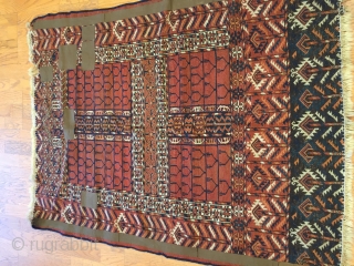 This is a superb early Tekke Ensi with a remarkable brown skirt.
Size 3'-4" x4'-4"                   