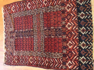 This is a superb early Tekke Ensi with a remarkable brown skirt.
Size 3'-4" x4'-4"                   