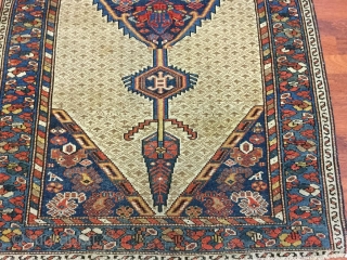 Antique Persian Malayer Rug-4470-Beautiful antique Persian Malayer Rug from west of Persia, size 3 ft. 4 inches by 5 ft. 10 inches, circa 1910. charming medallion with green, blue, red, yellow and  ...