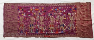 An intriguing silk Songket weaving from Bali with Ramayan scene woven in Zari and multicolored silk floss. More details on https://wovensouls.com/products/1441-antique-bali-silk-balinese-ramayan-songket-textile            