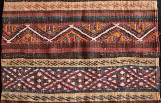 Beautiful and unique small banded kilim with çiçim embroidery from the Taurus Mountains near Antalya, Anatolia. 136x65cm, about 80 years old, wonderful seasonal snow patterns in white cotton. Overall good condition with  ...