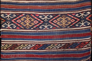 A complete Kilaz tribe Anatolian chuval from the Bergama region of west Anatolia. Good drawing of finely embroidered soumak bands. About 80 years old. Size 110x55cm.

For more detailed photos see the link  ...